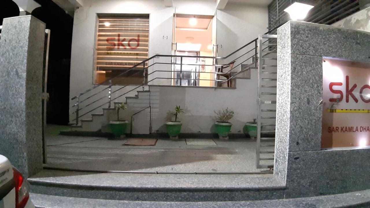 Hotel Sar Kamla Dham Skd Vrindavan Fully Vaccinated Staff Exteriér fotografie
